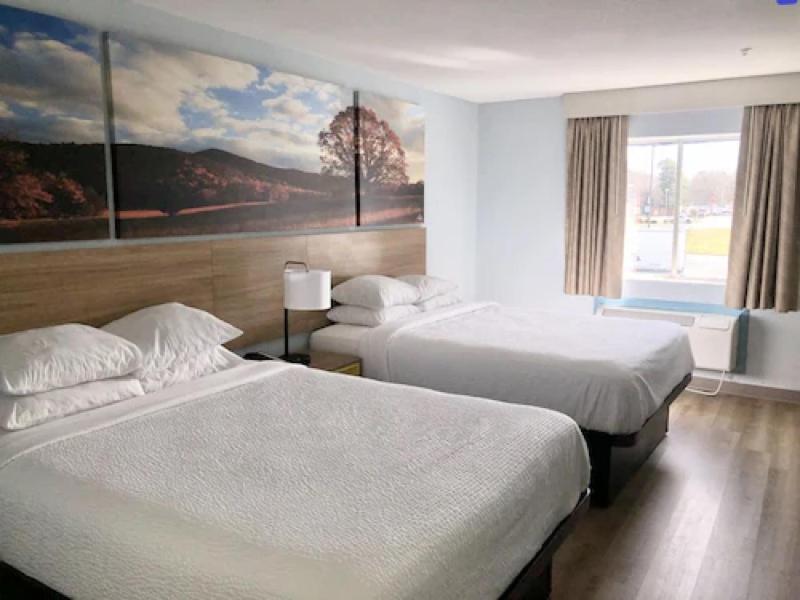 Days Inn & Suites By Wyndham Siler City Eksteriør billede
